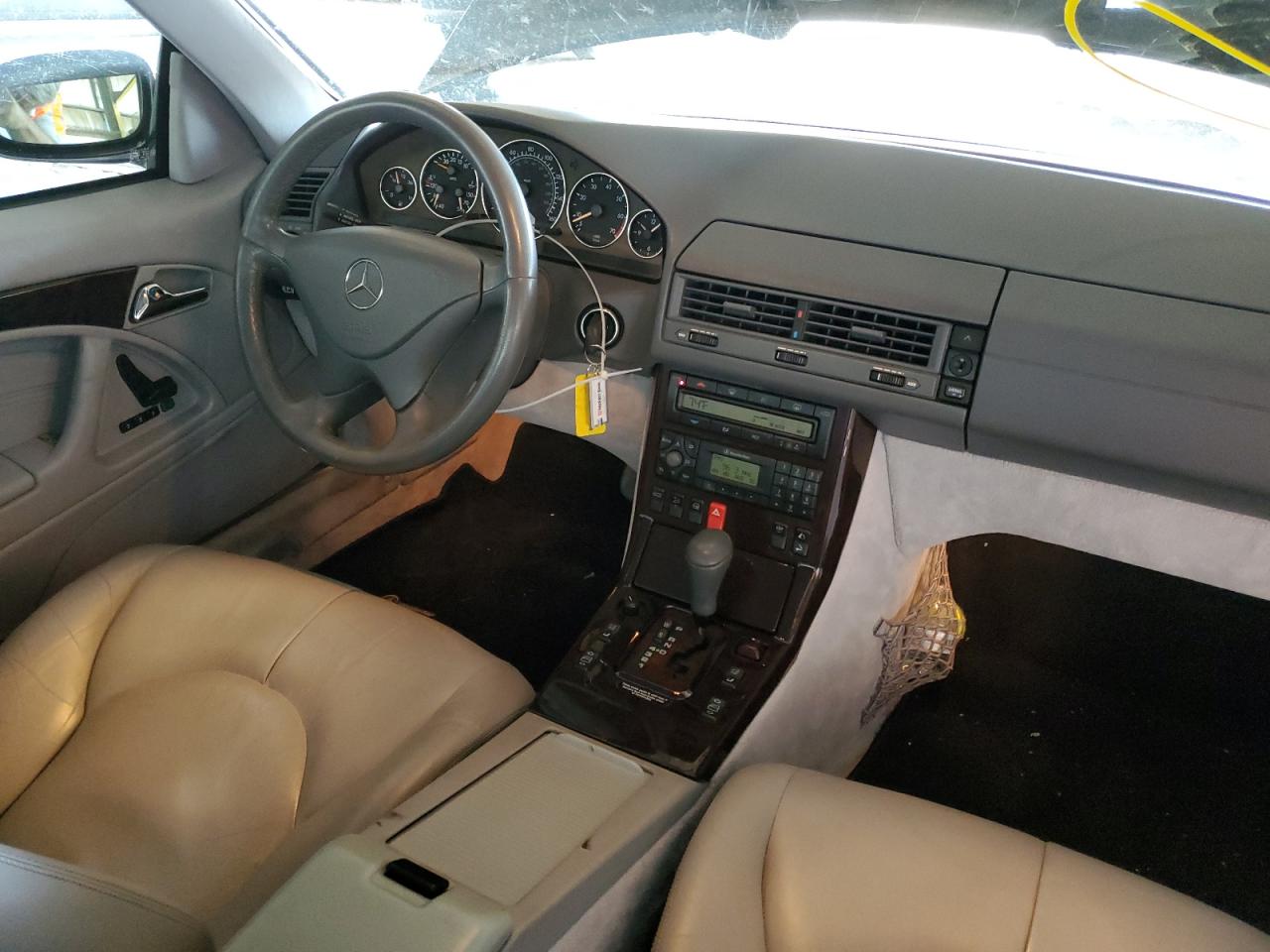 2001 Mercedes-Benz Sl 500 VIN: WDBFA68F91F200603 Lot: 57273175