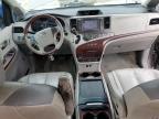 2011 Toyota Sienna Xle للبيع في Bridgeton، MO - Front End