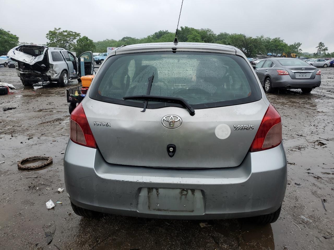 2008 Toyota Yaris VIN: JTDJT903785149692 Lot: 56925005