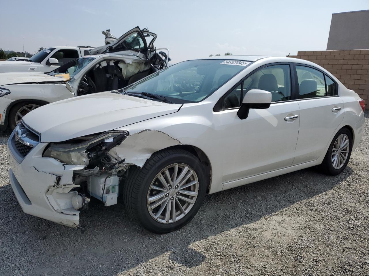 2012 Subaru Impreza Limited იყიდება Mentone-ში, CA - Front End