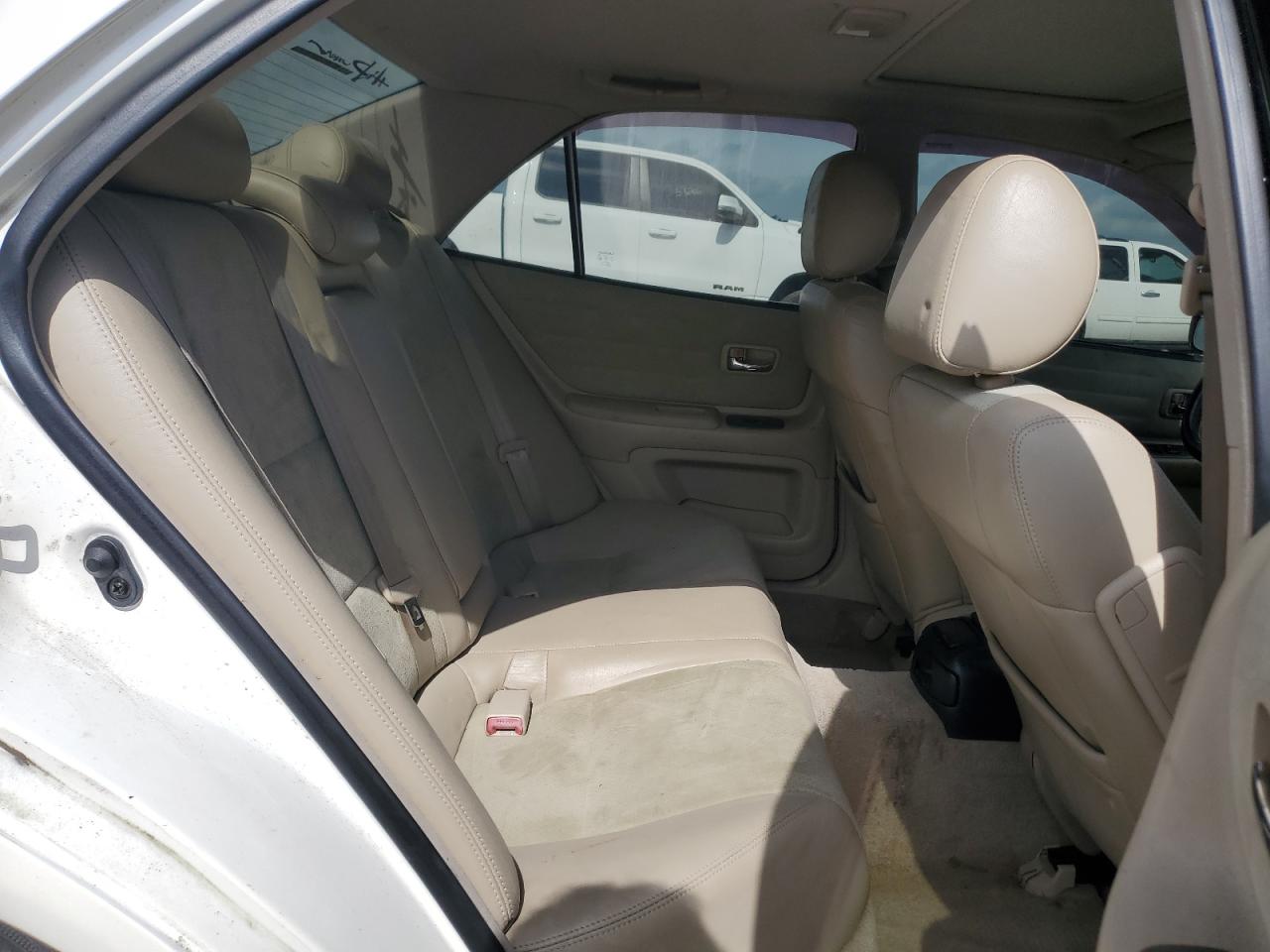 2001 Lexus Is 300 VIN: JTHBD182X10020782 Lot: 55508775