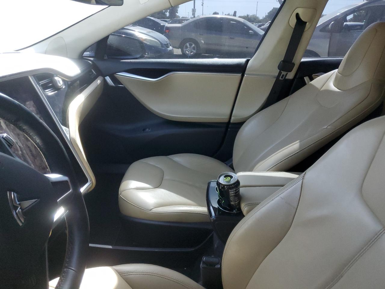 2014 Tesla Model S VIN: 5YJSA1S16EFP34569 Lot: 56563375