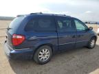2005 Chrysler Town & Country Touring zu verkaufen in Greenwood, NE - Side