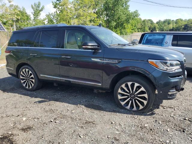  LINCOLN NAVIGATOR 2022 Granatowy