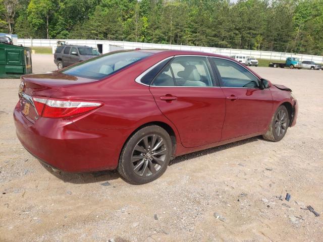  TOYOTA CAMRY 2015 Красный