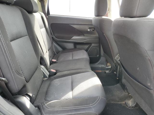 2019 MITSUBISHI OUTLANDER ES  