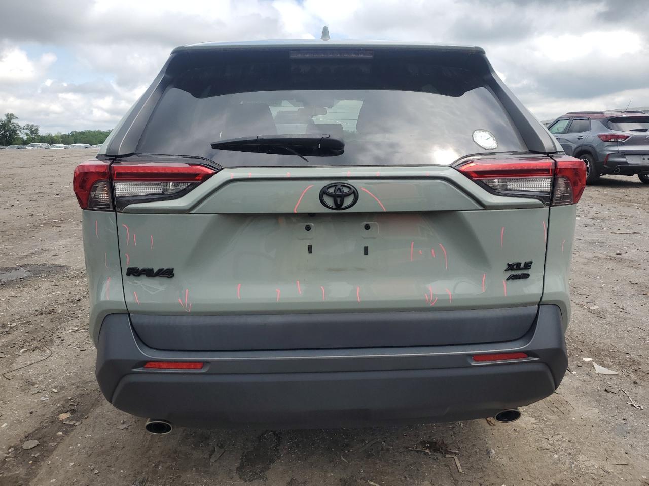 2020 Toyota Rav4 Xle VIN: 2T3P1RFV7LW140016 Lot: 56528655