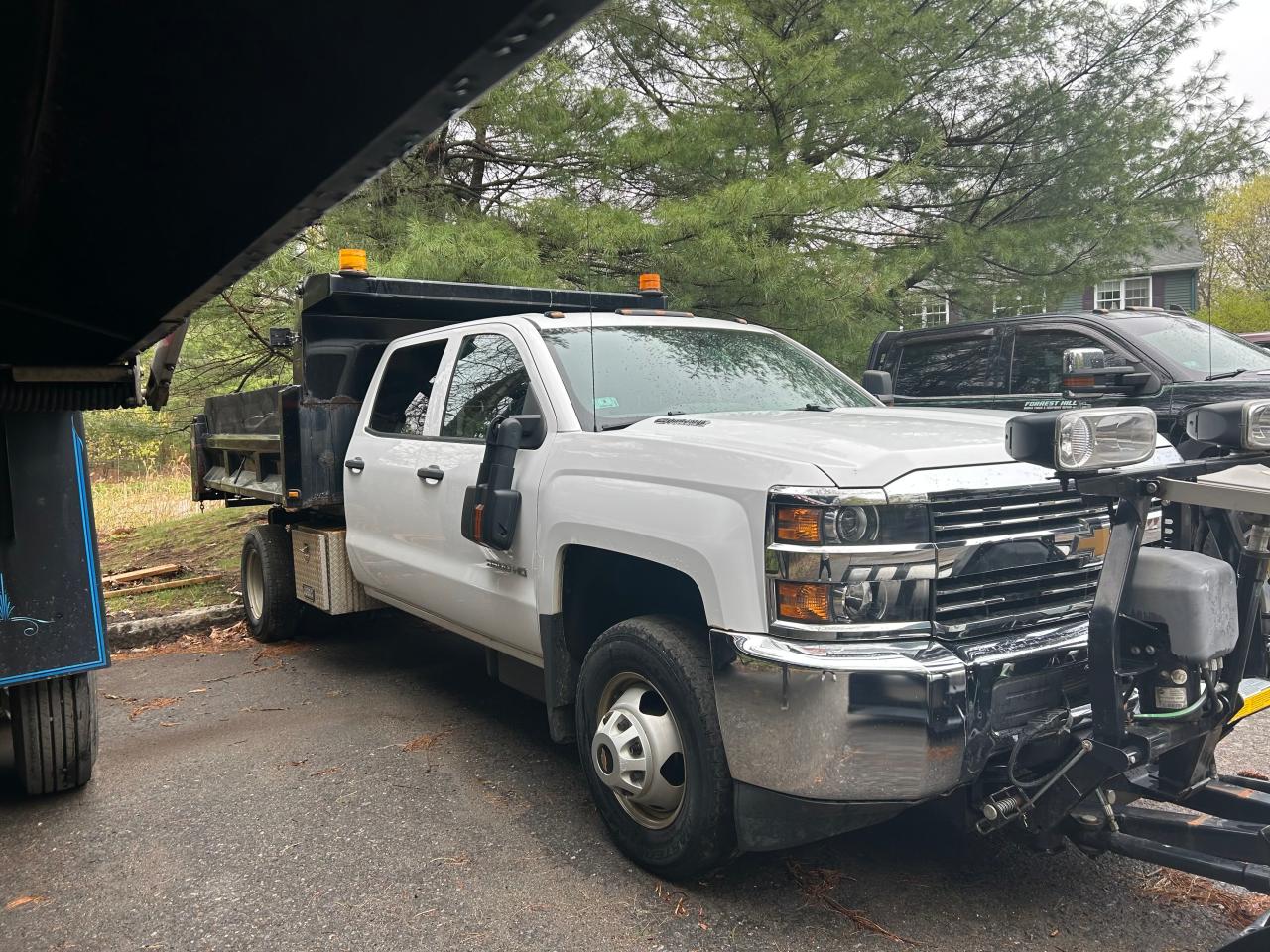 2015 Chevrolet Silverado K3500 for Sale in North Billerica, MA - Normal Wear