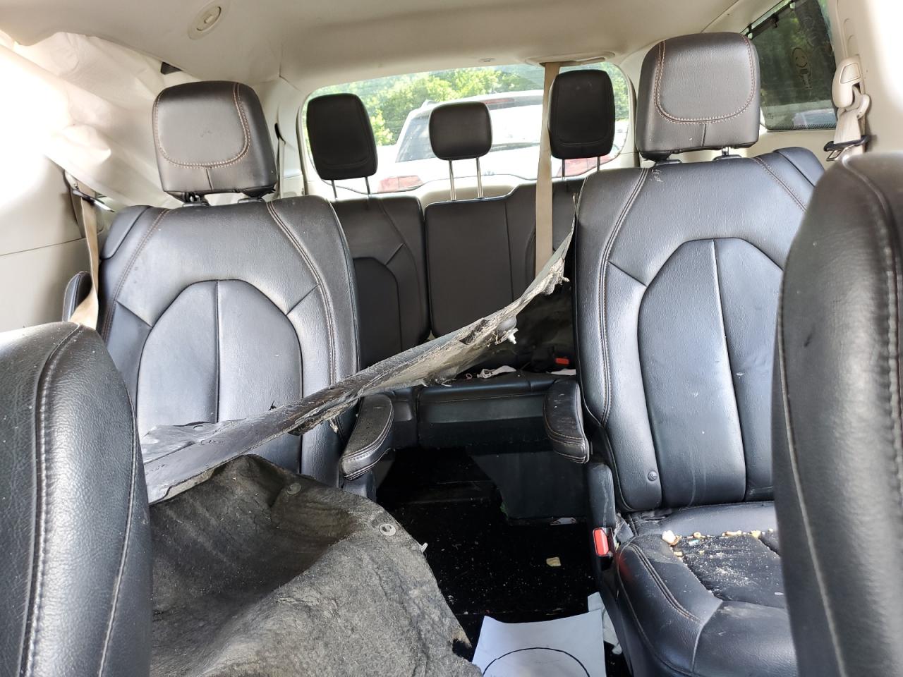 2017 Chrysler Pacifica Touring L VIN: 2C4RC1BG5HR583553 Lot: 58952205