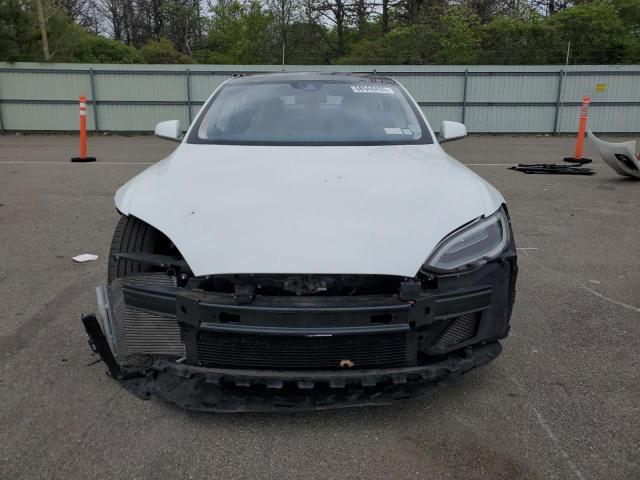 Hatchbacks TESLA MODEL S 2016 Biały