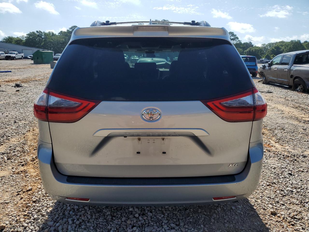 2020 Toyota Sienna Xle VIN: 5TDYZ3DC4LS029257 Lot: 56777725