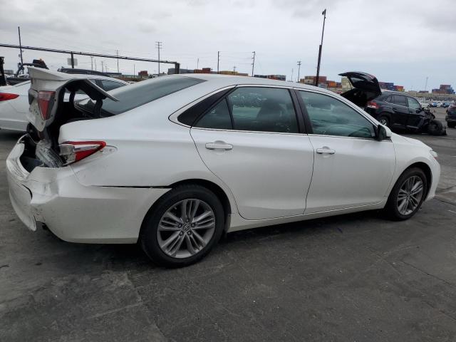  TOYOTA CAMRY 2016 Biały