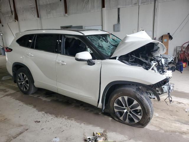  TOYOTA HIGHLANDER 2021 Белы