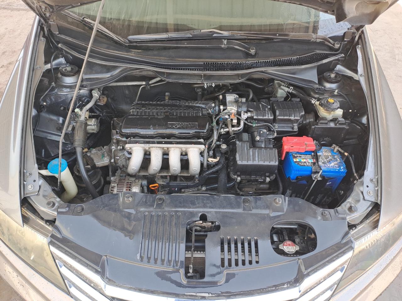 MRHGM2643DP030744 - 2004 Honda City - #54996395