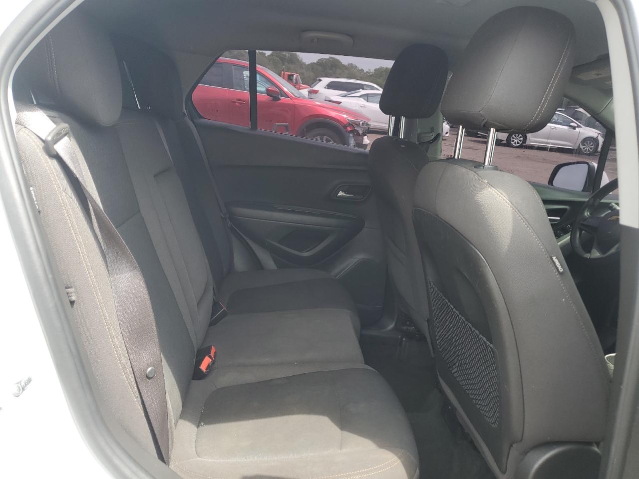 2018 Chevrolet Trax Ls VIN: KL7CJKSB3JB527750 Lot: 57049335
