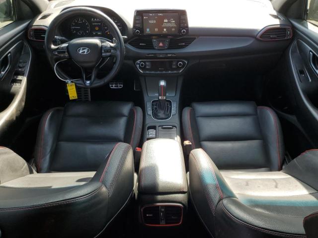  HYUNDAI ELANTRA 2019 Сріблястий