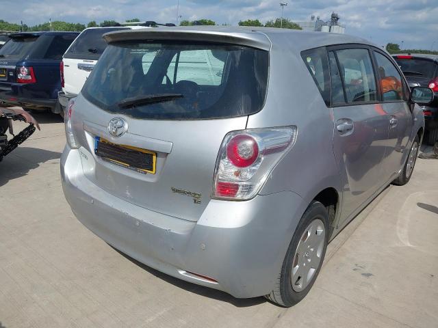 2009 TOYOTA VERSO T2 V