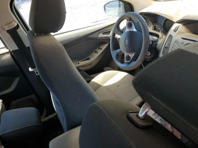 Sedans FORD FOCUS 2014 Silver