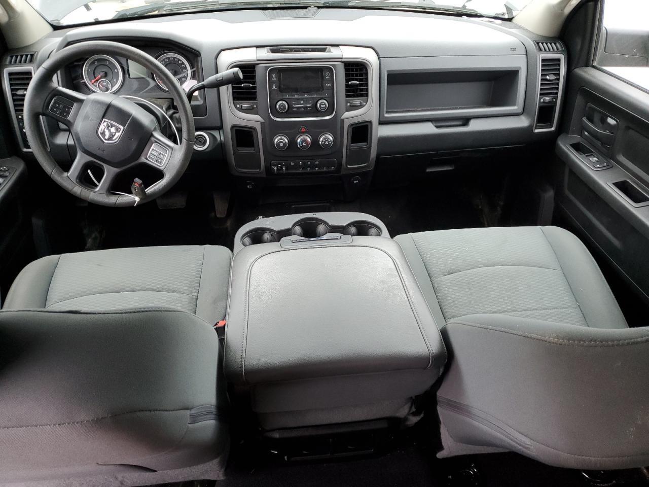 2018 Ram 3500 St VIN: 3C63R3CL5JG272493 Lot: 56071575