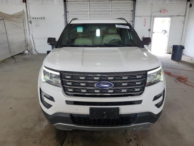 Parquets FORD EXPLORER 2016 Biały