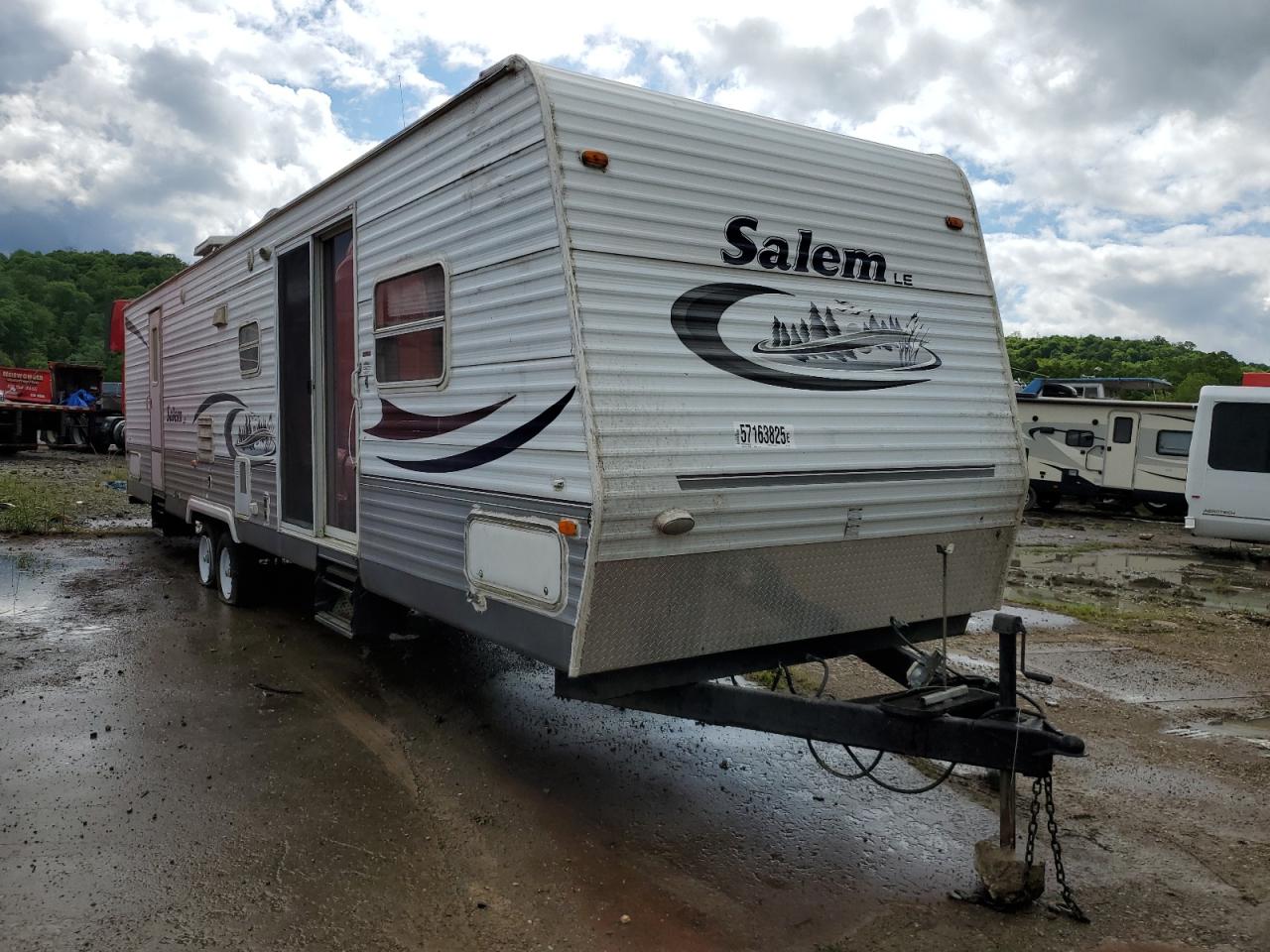 Ellwood City, PA에서 판매 중인 2005 Salem Forest Riv - Top/Roof