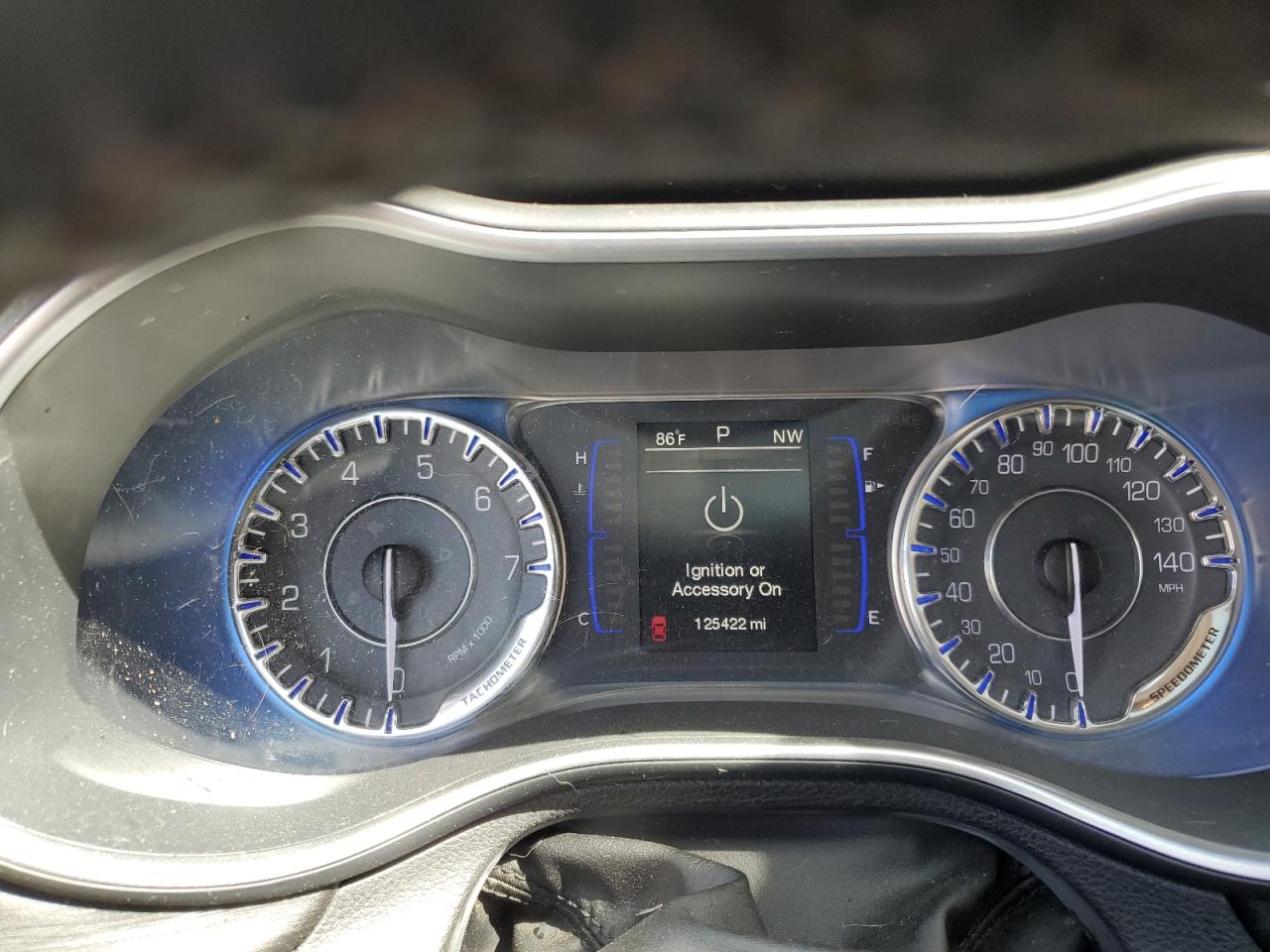2015 Chrysler 200 Limited VIN: 1C3CCCAB3FN608889 Lot: 56328525