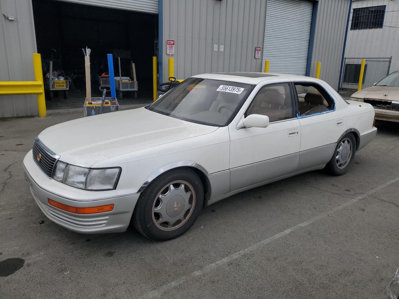 1993 Lexus Ls 400 იყიდება Vallejo-ში, CA - Side