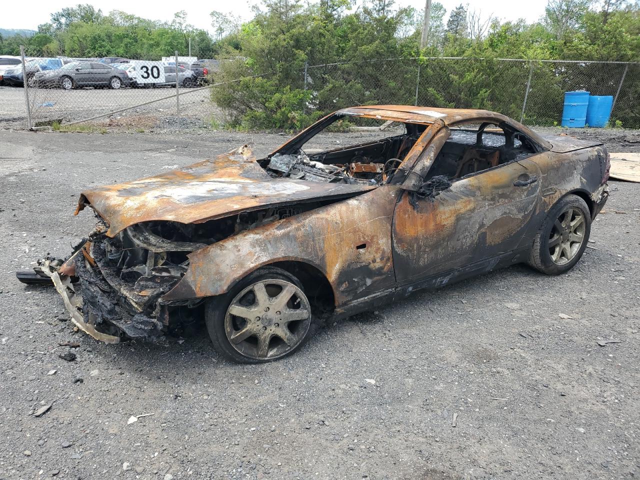 1998 Mercedes-Benz Slk 230 Kompressor იყიდება Pennsburg-ში, PA - Burn