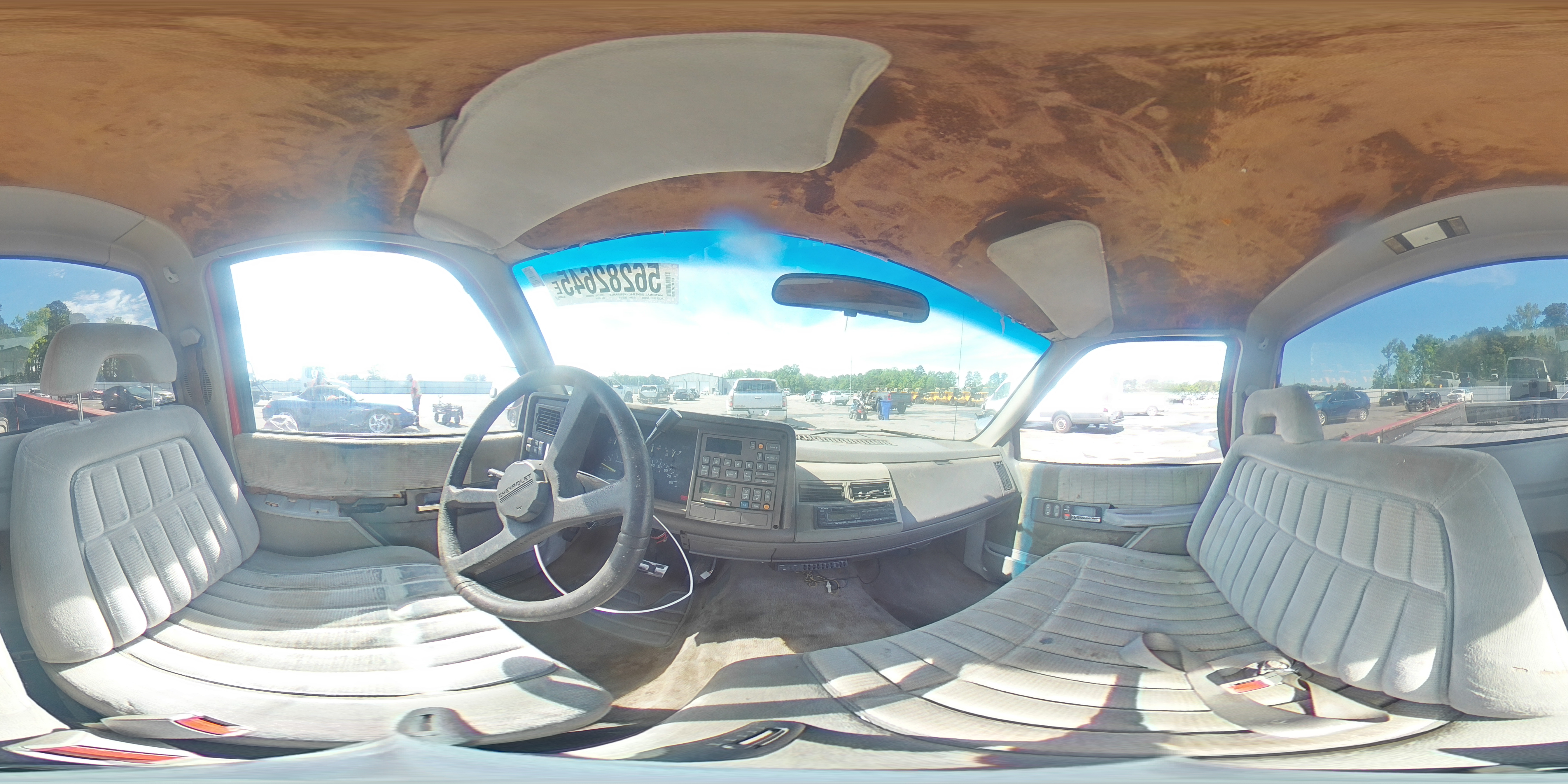 1992 Chevrolet Gmt-400 C1500 VIN: 1GCDC14HXNZ185398 Lot: 56282645