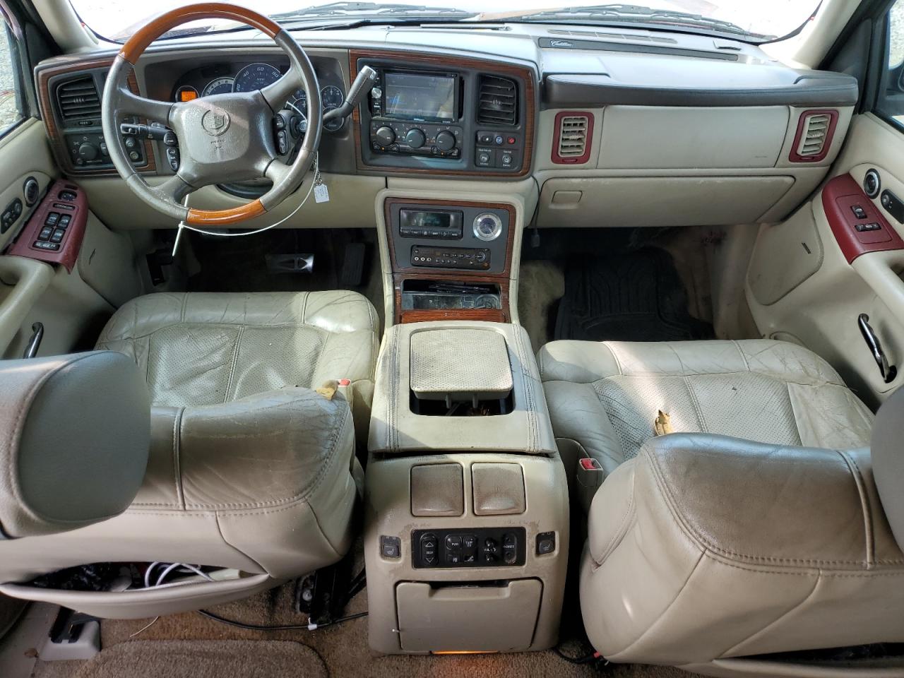 2002 Cadillac Escalade Luxury VIN: 1GYEC63T52R207109 Lot: 58057165