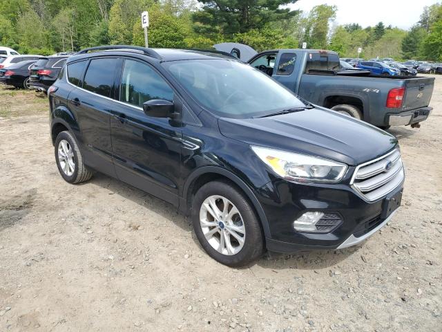 FORD ESCAPE 2018 Czarny