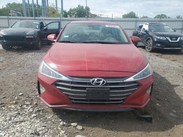 HYUNDAI ELANTRA 2019 Красный