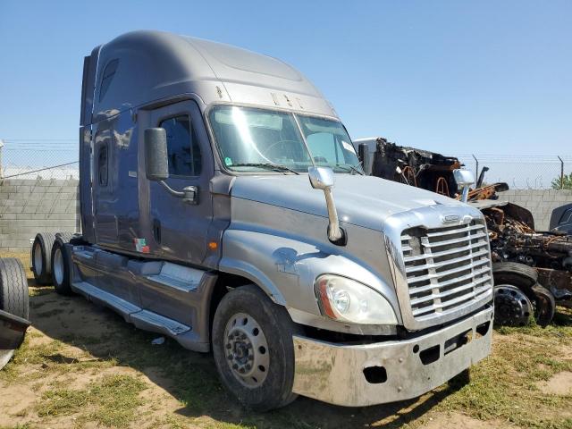2008 Freightliner Cascadia Semi Truck