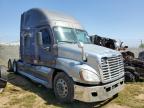 2008 Freightliner Cascadia 125 Semi Truck for Sale in Colton, CA - Front End