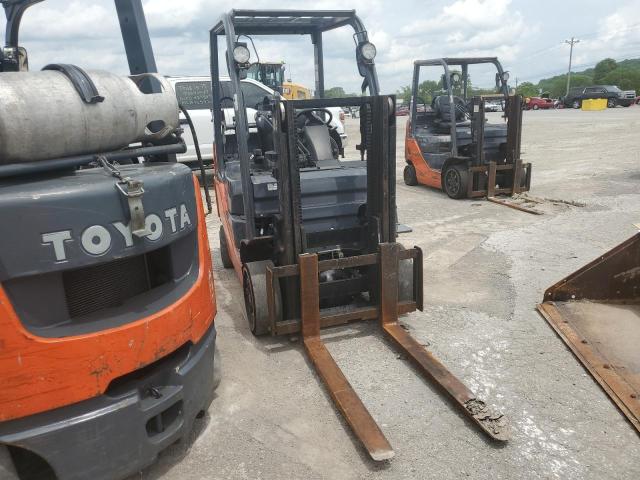 2014 Toyota                      Forklift