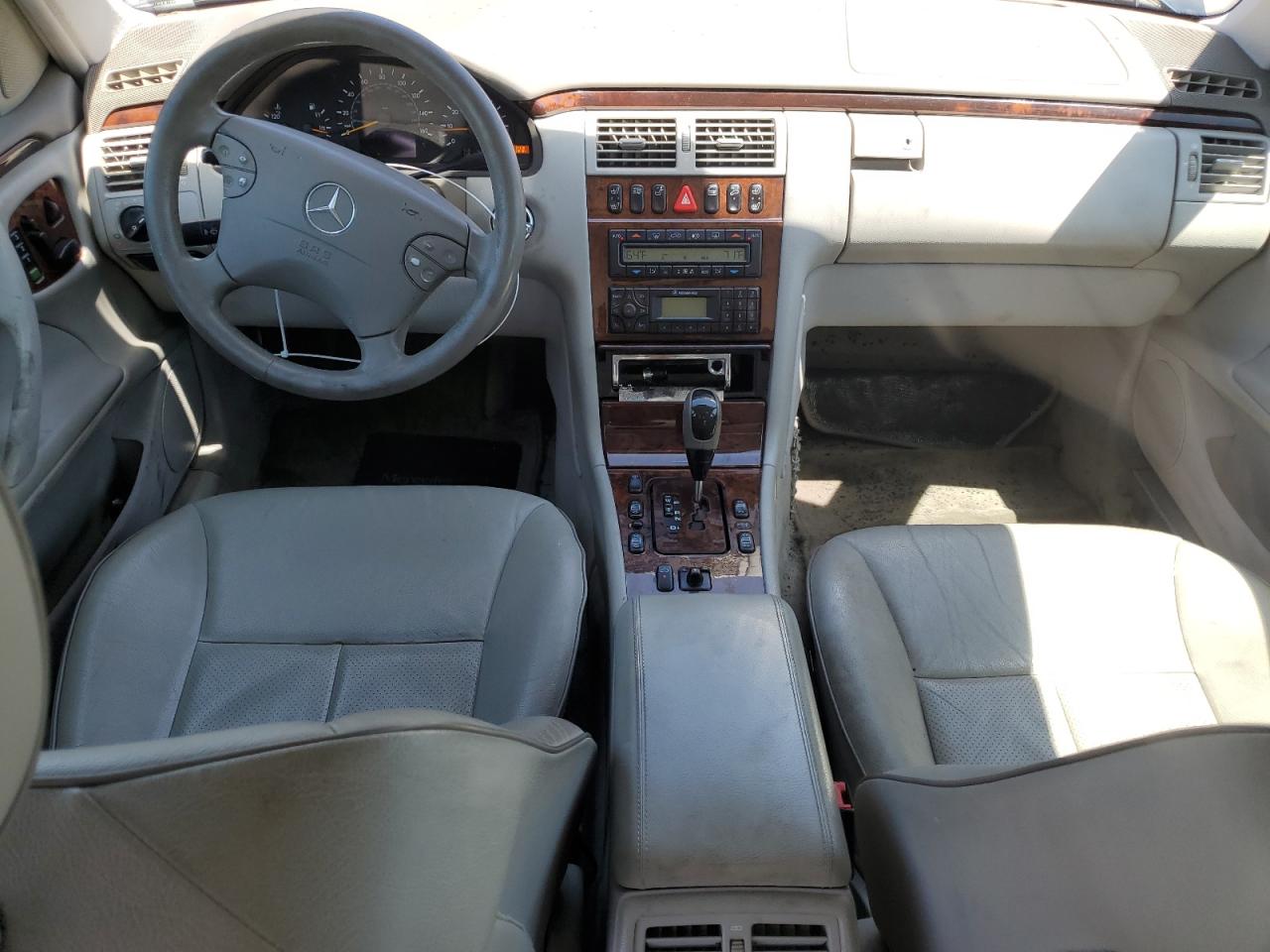 2001 Mercedes-Benz E 320 VIN: WDBJF65J21B343548 Lot: 57724805