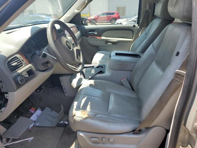  CHEVROLET SUBURBAN 2014 Бежевый