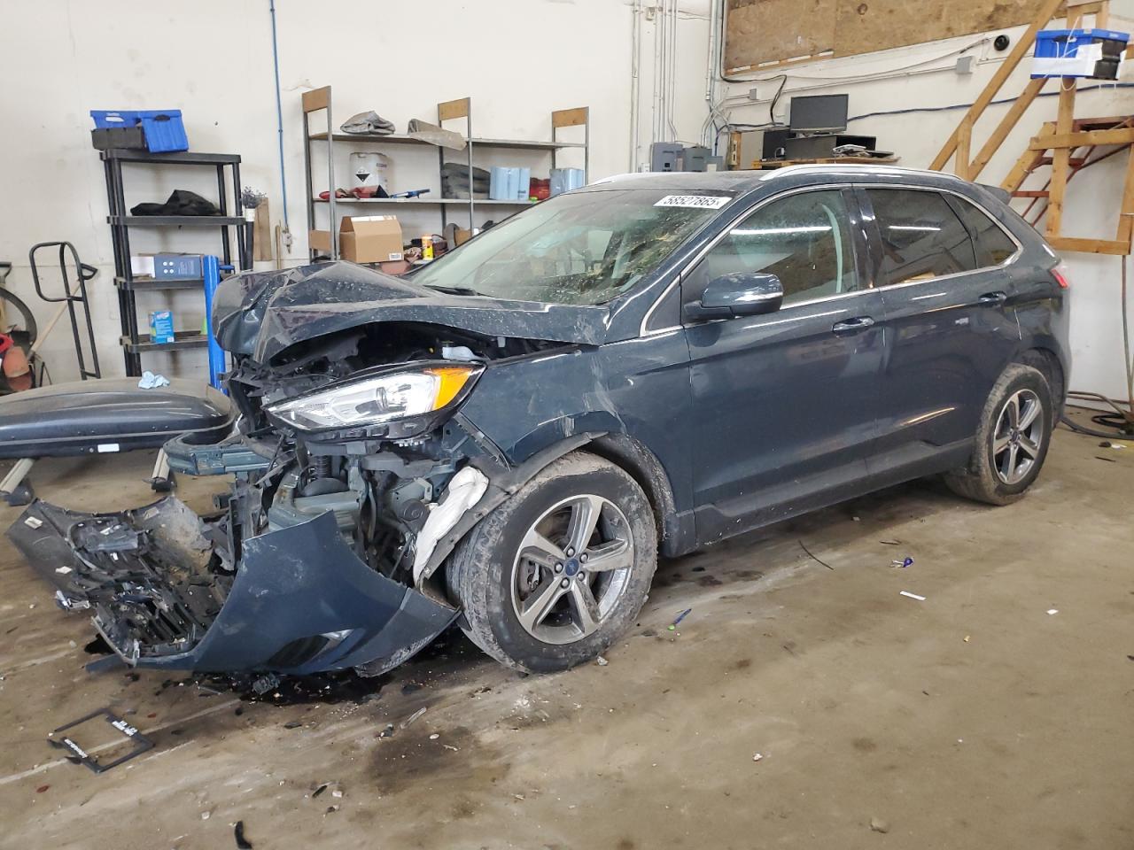 2019 Ford Edge Sel