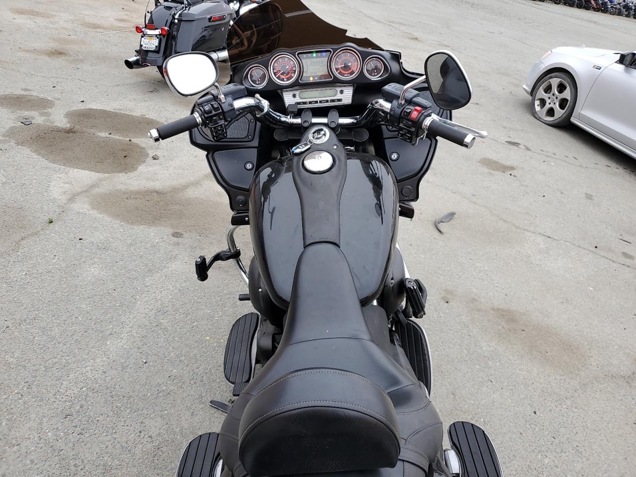2011 Kawasaki Vn1700 J VIN: JKBVNRJ12BA000863 Lot: 57243925