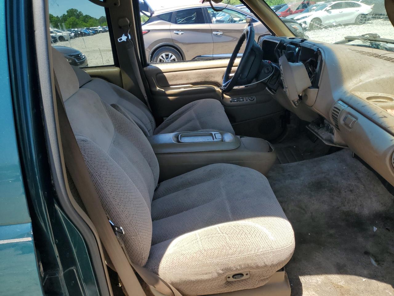 1995 Chevrolet Suburban C1500 VIN: 3GNEC16K1SG120925 Lot: 57935665