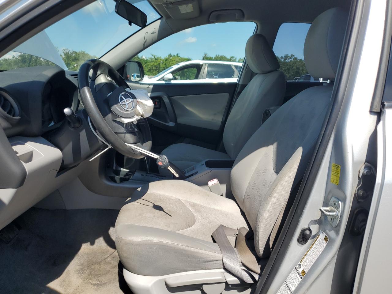 2010 Toyota Rav4 VIN: JTMBF4DV2A5028634 Lot: 81069085