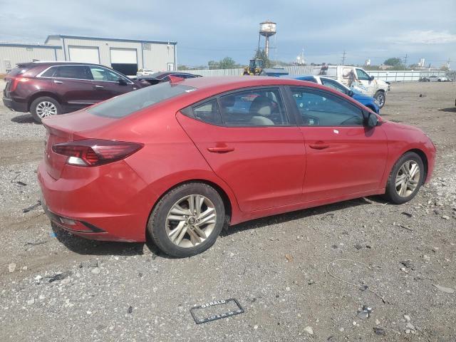 HYUNDAI ELANTRA 2019 Красный