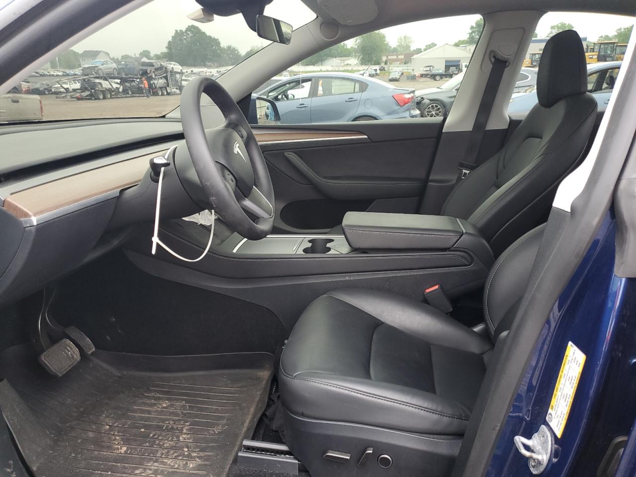 2024 Tesla Model Y VIN: 7SAYGDED8RF096074 Lot: 57401845