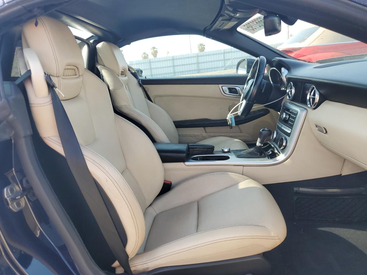 2013 Mercedes-Benz Slk 250 VIN: WDDPK4HA8DF061036 Lot: 55662795