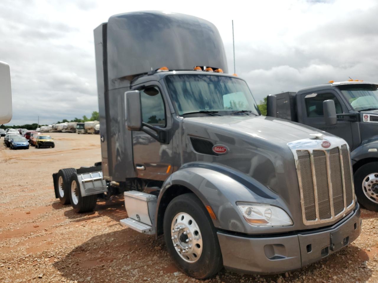 2019 Peterbilt 579 en Venta en Oklahoma City, OK - Minor Dent/Scratches