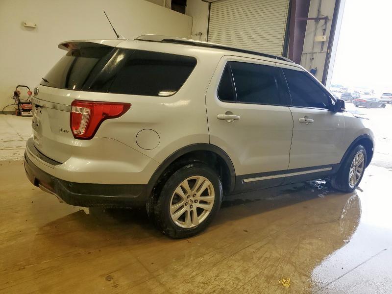  FORD EXPLORER 2018 Silver