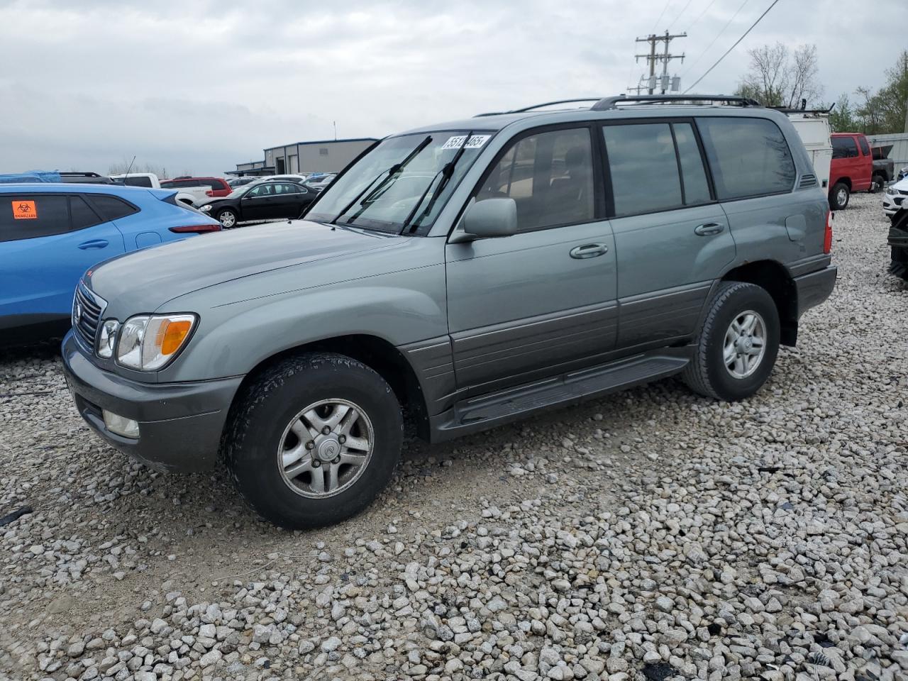 2001 Lexus Lx 470 for Sale in Wayland, MI - Side