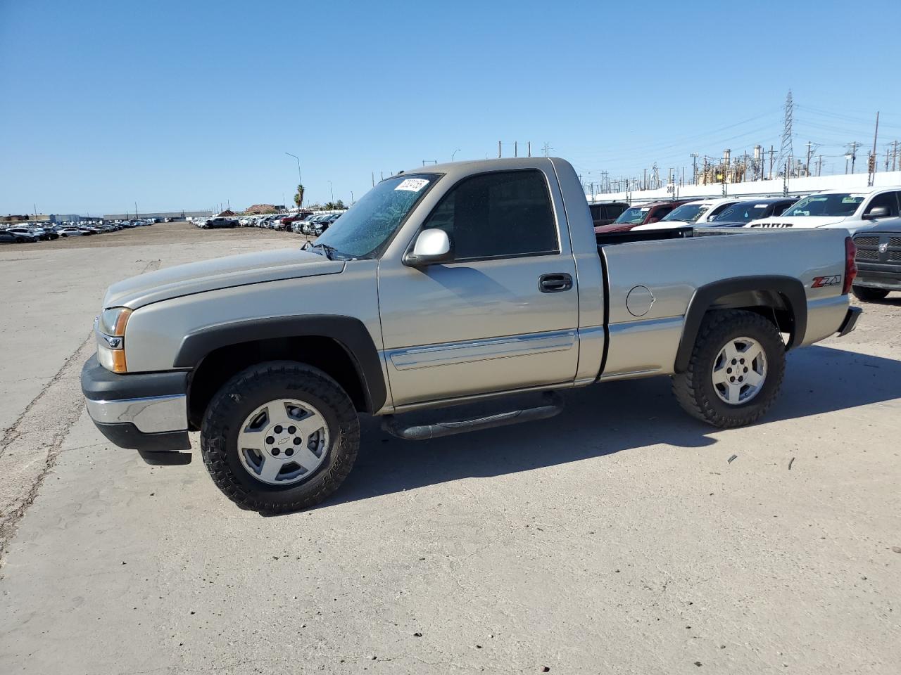 2005 Chevrolet Silverado K1500 for Sale in Phoenix, AZ - Minor Dent/Scratches
