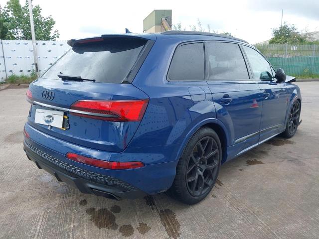 2025 AUDI Q7 BLACK E