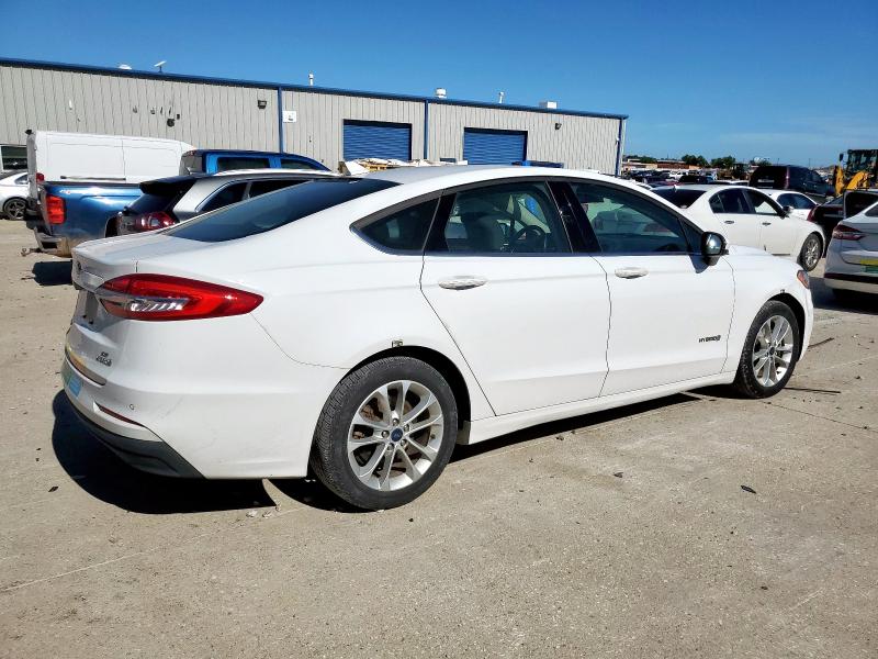  FORD FUSION 2019 Білий